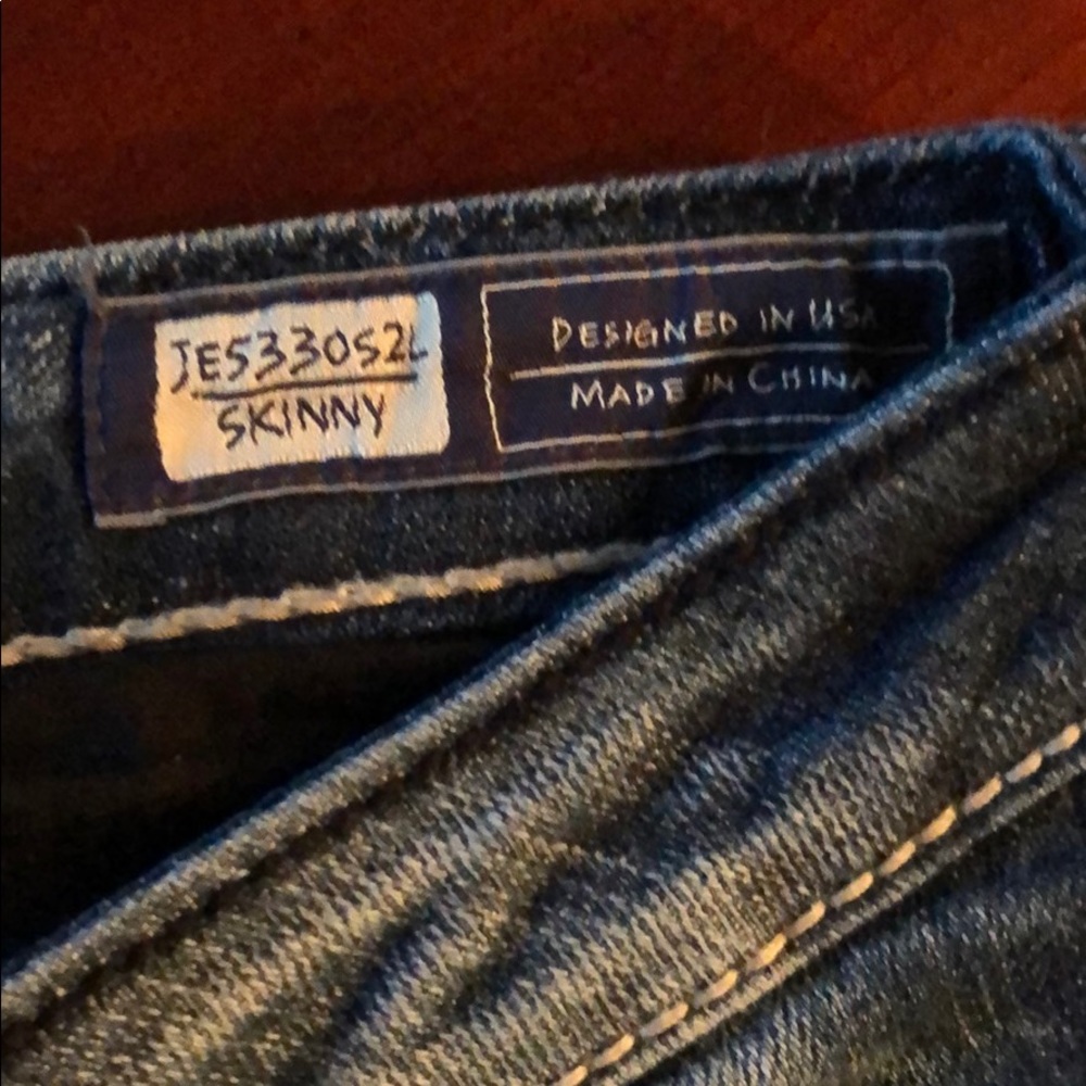 Miss Me Jeans - Picture 4 of 8